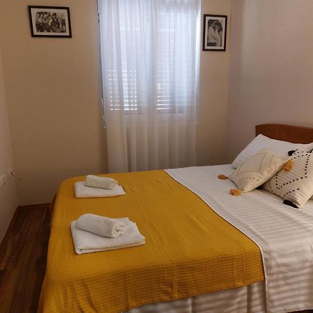 Apartman Sicilija Hotel Podgorica Exterior photo